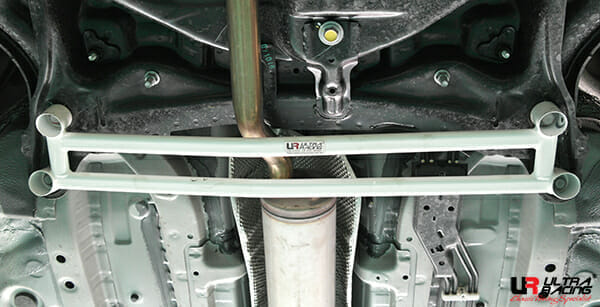 Ultra Racing Toyota Sienta (XP170) 1.5 2WD 15+ UltraRacing 4-Point Front Lower Brace (3800) UR-LA4-3800