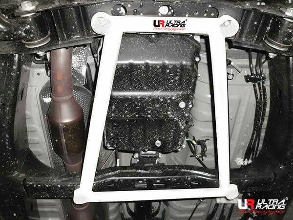 Ultra Racing Toyota Innova (AN140) 2.0 2WD 15+ UltraRacing 4-Point Front Lower Brace (3814) UR-LA4-3814