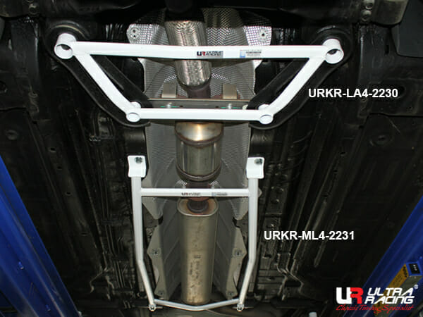 Ultra Racing Chevrolet Malibu 2.0D/2.4 2WD 13-15 UltraRacing 4-Point Front Lower Brace (2230) URKR-LA4-2230