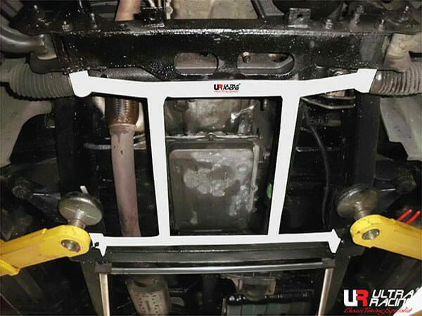 Ultra Racing Ssangyong Rexton I (Y200) 2.9D 4WD 01-06 UltraRacing 4-Point Front Lower Brace (2306) URKR-LA4-2306