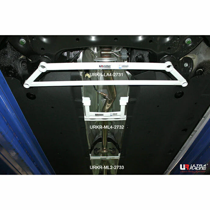 Ultra Racing Hyundai Grandeur 2.4/2.5/3.0 GDI 18+/Kia K7 2.2D/2.4/2.5 16-21 2WD UltraRacing 4-Point Front Lower Brace (2731) URKR-LA4-2731