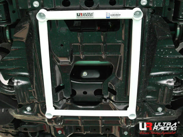 Ultra Racing Toyota Hilux Front Lower Brace URTH-LA4-3358