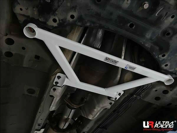 Ultra Racing Luxgen S5 1.8T 2WD MT 12-20 UltraRacing 4-Point Front Lower Brace (2901) URTW-LA4-2901