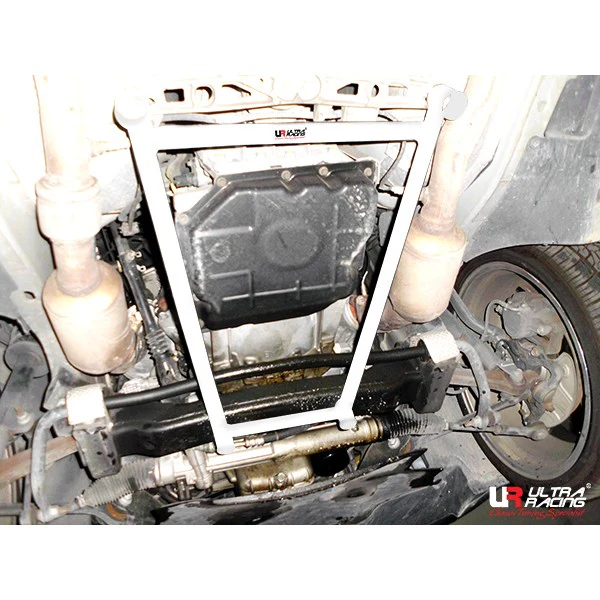 Ultra Racing Chrysler 300C Front Lower Brace URUS-LA4-2341