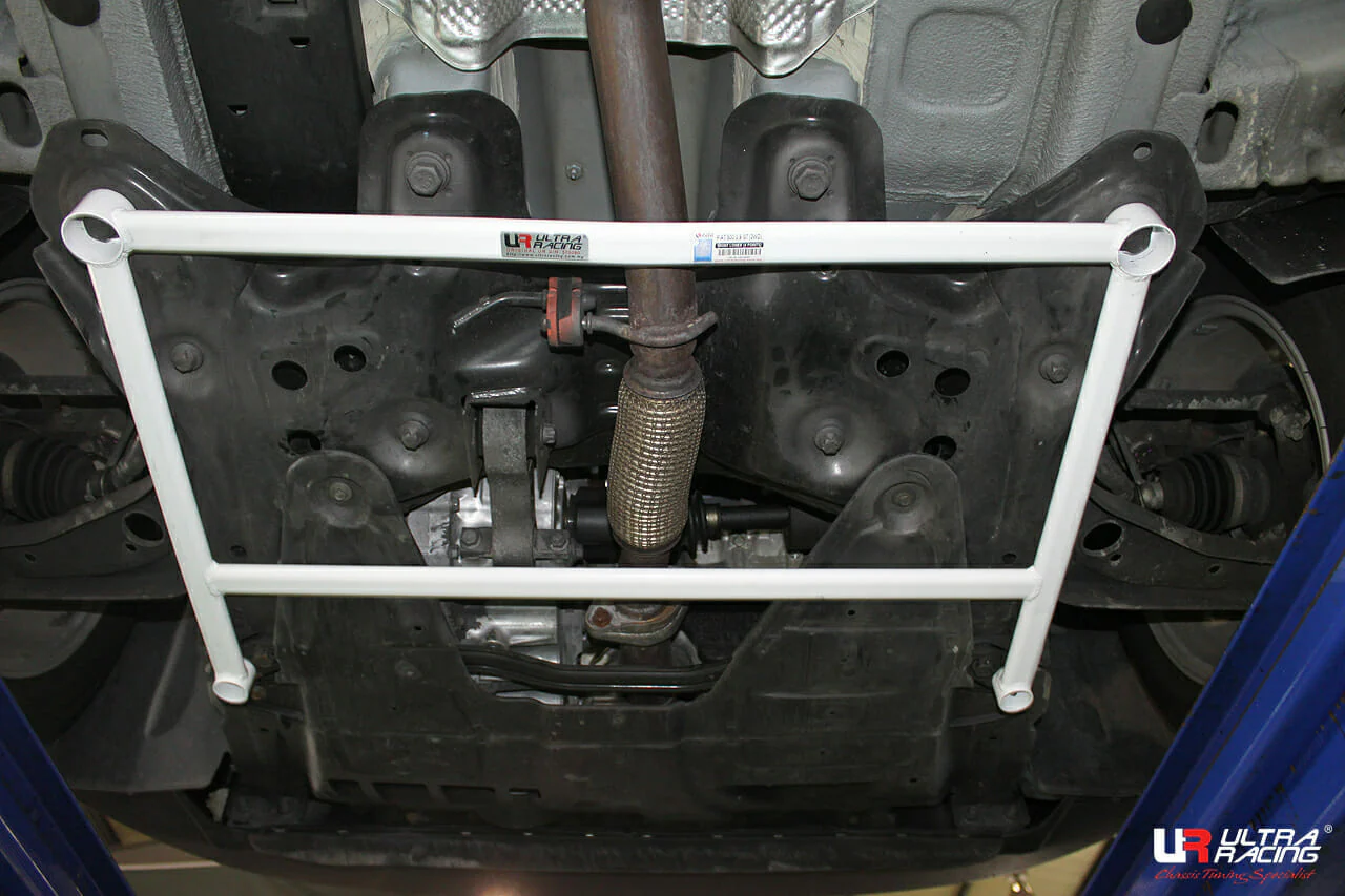 Ultra Racing Fiat 500 Front Lower Brace URUS-LA4-2433