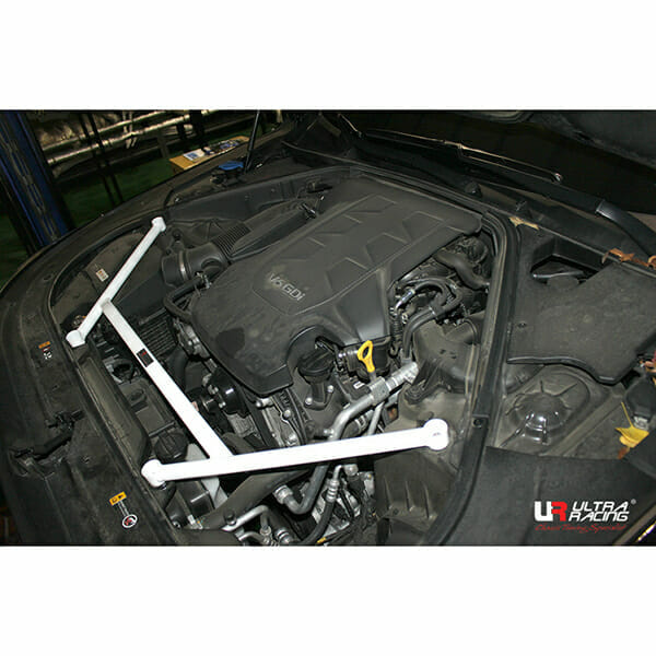 Ultra Racing Hyundai Equus (EQ900) 3.8 2WD 10-16 UltraRacing 4-Point Front Upper Strutbar (3619) URKR-TW4-3619