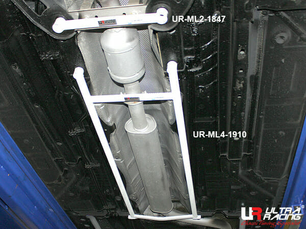 Ultra Racing Buick Lacrosse / Chevrolet Alpheon /Impala 14-20 2WD UltraRacing 4P Mid Lower Brace (1910) UR-ML4-1910