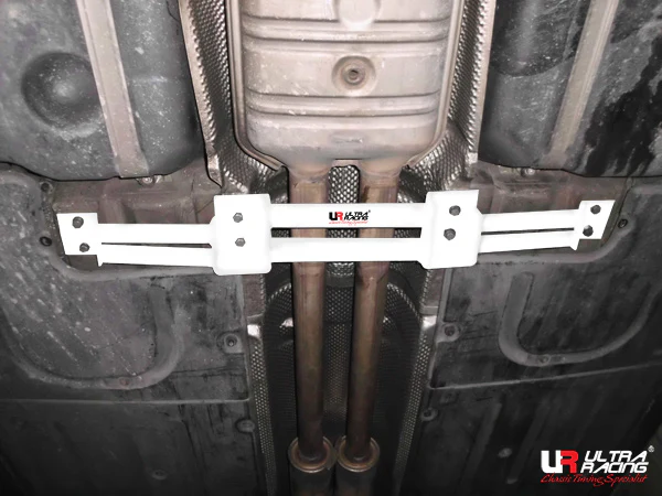 Ultra Racing BMW 7 Series (E65) Mid Lower Brace URML4-2056