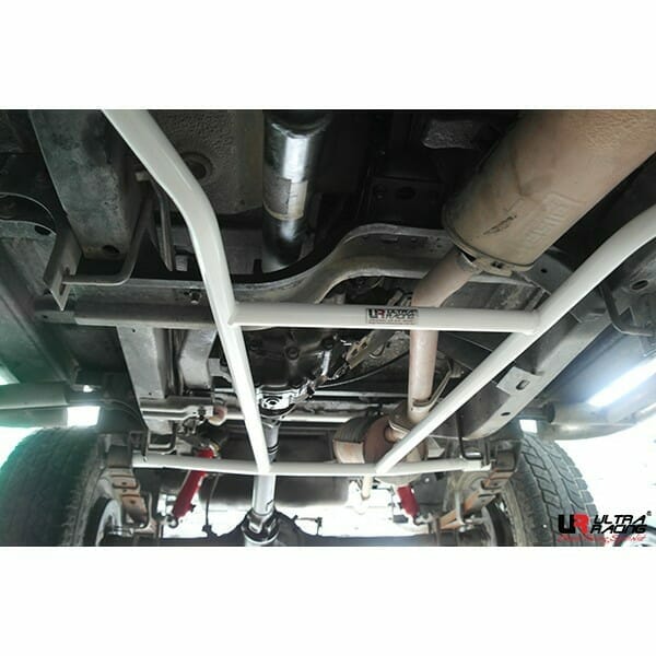 Ultra Racing Suzuki Jimny (SJ30) 1.3 4WD MT 81-98 UltraRacing 4-Point Mid Lower Brace (3106) UR-ML4-3106