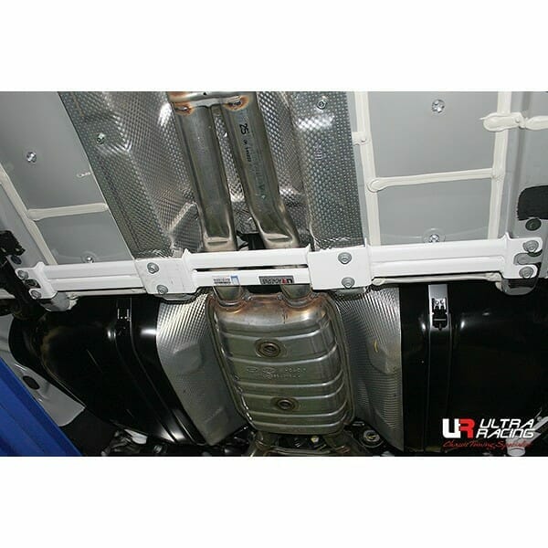 Ultra Racing Hyundai Genesis (DH) 3.8 V6 15-16 (4WD) Middle Lower Bar URKR-ML4-2750