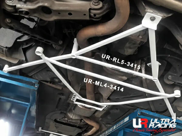 Ultra Racing BMW E84 (X1) 2.0 4WD 09-15 UltraRacing 4-Point Mid Lower Brace (3414) URTW-ML4-3414