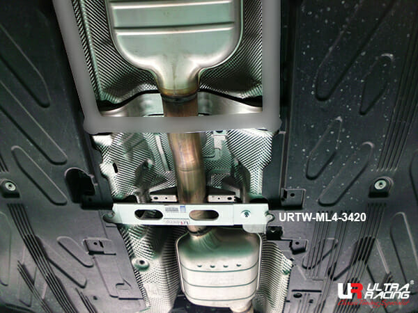 Ultra Racing Mercedes C Class (W205) Mid Lower Brace URTW-ML4-3420