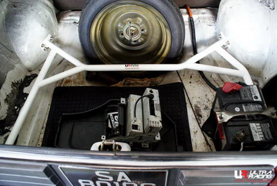 Ultra Racing Mitsubishi Lancer A174 79-87 Ultra-R 4Point Rear Trunk Brace UR-RE4-1325