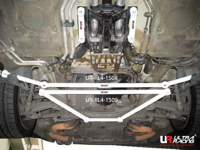 Ultra Racing Porsche 911 (997) Rear Lower Brace URRL4-1508