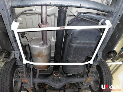 Ultra Racing Mitsubishi Triton/L200 06+ Ultra-R 4-Point Rear L Brace 1747 UR-RL4-1747
