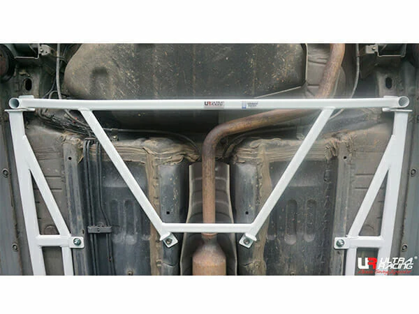 Ultra Racing Toyota BB (XP30) 1.5 2WD 00-01/Vios 1.5 02-07 UltraRacing 4-Point Rear Lower Bar (212) UR-RL4-212