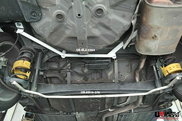 Ultra Racing Kia Cerato/Forte K3 (YD) 1.6 GDI 2WD Sedan 12-18 UltraRacing 4-Point Rear Lower Bar (3384) UR-RL4-3384