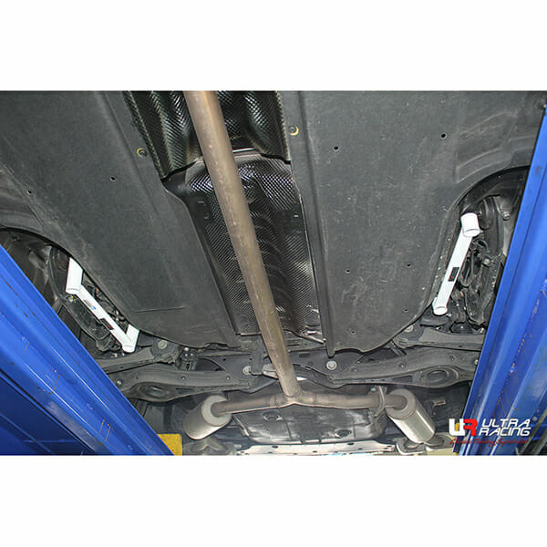 Ultra Racing Hyundai Grandeur (IG) 18+/Sonata 15-19/Kia K7 16-21/Kia Optima 15-20 2WD 18+ UltraRacing 4-Point Rear Lower Bar (3472P) URKR-RS4-3472P