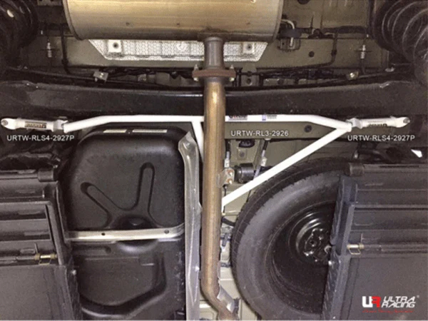 Ultra Racing Toyota Sienna (XL30) 3.5 V6 2WD 10+ UltraRacing 4-Point Rear Lower Bar (2927P) URTW-RS4-2927P