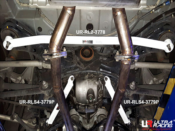 Ultra Racing Infiniti Q50 (V37) 3.5 Hybrid 14+/Infiniti Q50 S 2.0T 16+ 2WD UltraRacing 4-Point Rear Lower Bar (3779P) URTW-RS4-3779P
