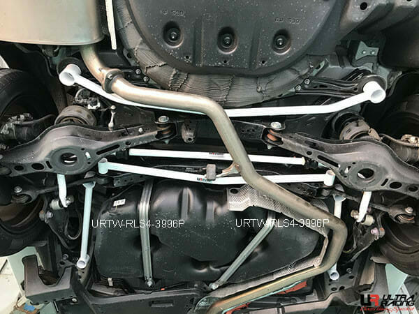 Ultra Racing Lexus ES 300H (XZ10) 2.5 Hybrid 18+/Toyota Camry (XV70) 2.5 17+ 2WD UltraRacing 4-Point Rear Lower Bar (3996P) URTW-RS4-3996P