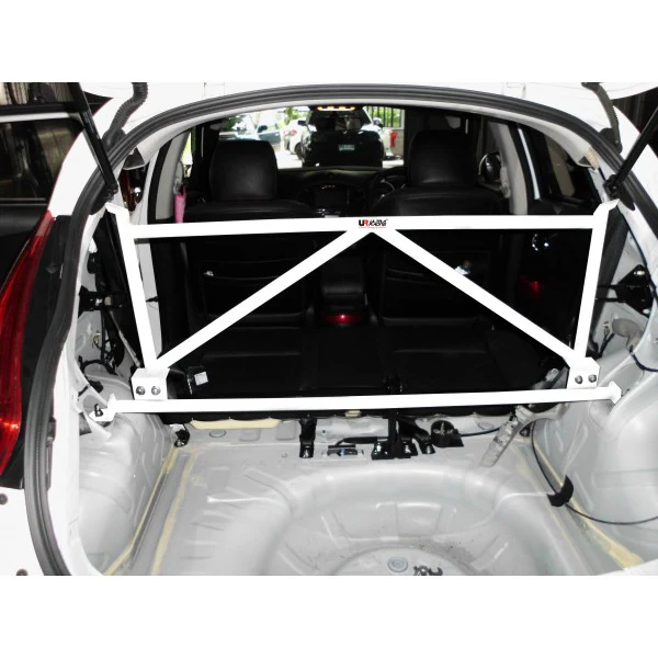 Ultra Racing Nissan Juke 10+ UltraRacing 4-Point C-Pillar Cross Bar 2833 URTH-RU4-2833