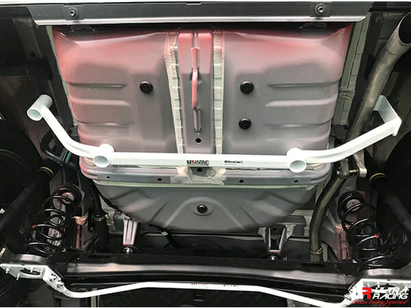Ultra Racing Perodua Ativa 1.0T 2WD 21+ UltraRacing 4-Point Rear Torsion Bar (4215) UR-RT4-4215