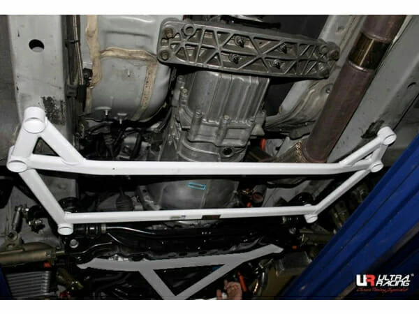 Ultra Racing Hyundai Genesis Coupe (BK) 2.0T/3.8 09-16/Rohens 2.0T 09-16 2WD UltraRacing 6-Point Front Upper Strutbar (1473) UR-LA6-1473