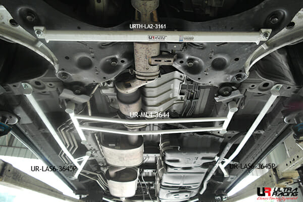 Ultra Racing Nissan Elgrand (E52) 3.5 V6 2WD 10+ UltraRacing 6-Point Front Upper Strutbar (3645P) UR-LS6-3645P