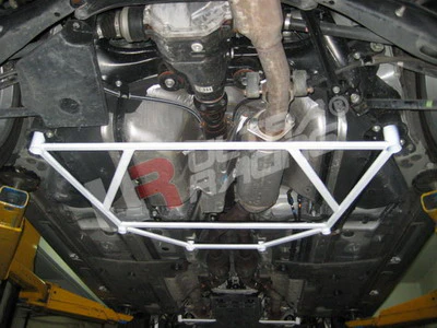 Ultra Racing Lexus IS250 Rear Lower Brace URRL6-670