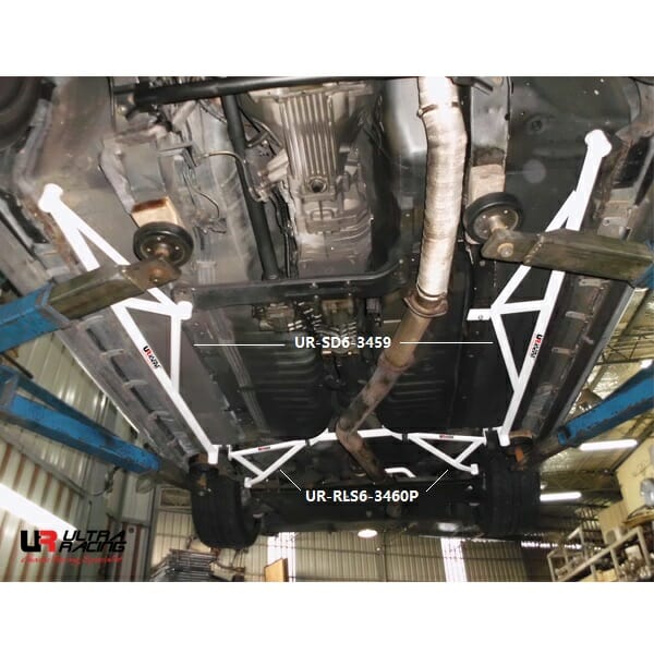 Ultra Racing Nissan Skyline (GTR 34) 2.6TT 4WD 99-02 UltraRacing 6-Point Rear Torsion Bar (3459P) UR-SD6-3459P