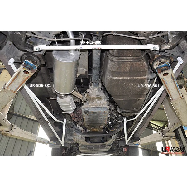 Ultra Racing Nissan Serena/Vanette 91-01 C23 2.0 Ultra-R 2x 3P Side Bars UR-SD6-881P