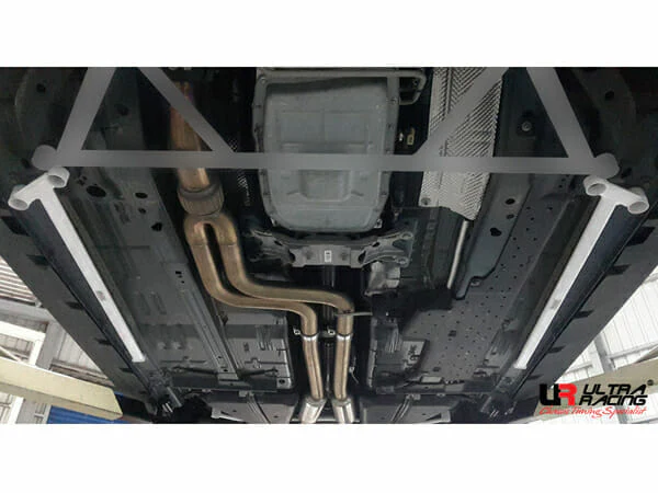 Ultra Racing Ford Mustang Side/Other Brace URKR-SD6-3302P