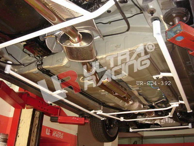 Ultra Racing Honda Accord 03-08 4D Ultra-R 2x 4-Point Side Floor Bars UR-SD8-392P